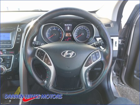 2016 Hyundai i30 1.6 DELUXE 5DR €8,445 thumbnail