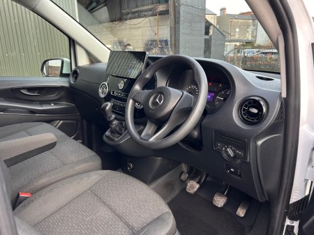 2023 Mercedes-Benz Vito - thumbnail 12