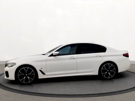 2023 BMW 5 Series 520d M Sport (MHT) 20% €49,950 thumbnail