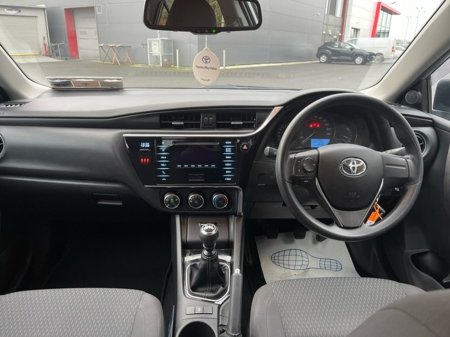 2018 Toyota Corolla 1.33 TERRA 4DR €14,950 thumbnail