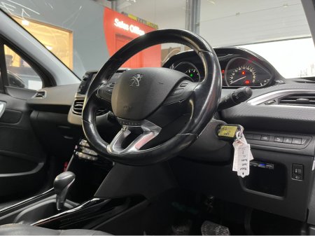 2017 Peugeot 2008 €12950 2017 PEUGEOT 2008 ALLURE 1.2 AUTOMATIC / CRUISE CONTROL AND MORE €12,950 thumbnail