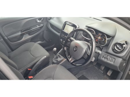 2014 Renault Clio 1.2 Petrol Dynamique MediaNav 75 bhp €6,900 thumbnail