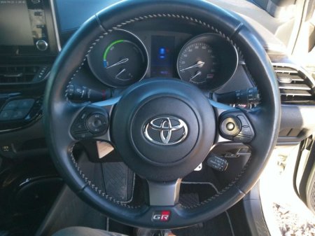 2019 Toyota C-HR - thumbnail 11