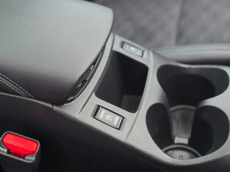 2015 Nissan Qashqai 1.2 PET SVE + GLASS ROYALE ROOF E6 4DR €14,950 thumbnail