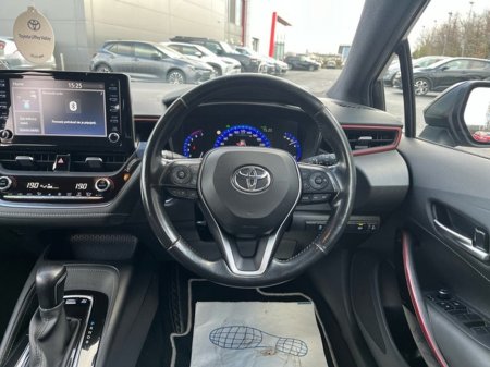 2019 Toyota Corolla COROLLA HYBRID L/SPORT HB €20,950 thumbnail