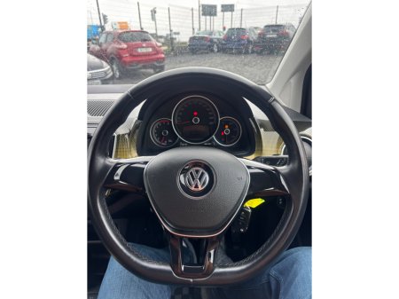 2018 Volkswagen up!  €11,500 thumbnail