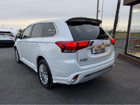 2019 Mitsubishi Outlander - thumbnail 7