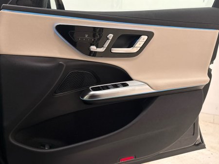 2025 Mercedes-Benz E Class - thumbnail 18