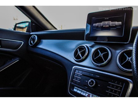 2016 Mercedes-Benz CLA Class  €16,995 thumbnail