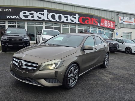 2013 Mercedes-Benz A Class A180 AMG INTERIOR HALF LEATHER SEATS / HI SPEC / SYSTEM LOW ROAD TAX BAND / SIMI DEALER thumbnail