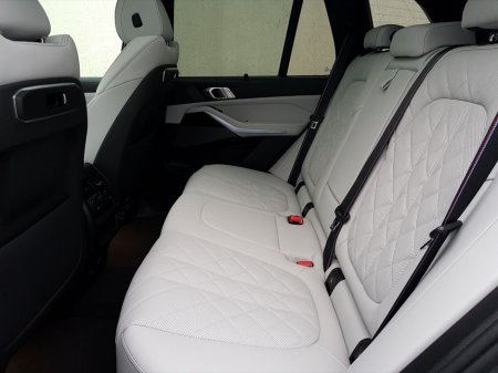 2026 BMW X5 X5 xDrive50e M Sport €118,931 thumbnail