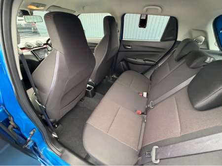 2019 Suzuki Swift - thumbnail 32