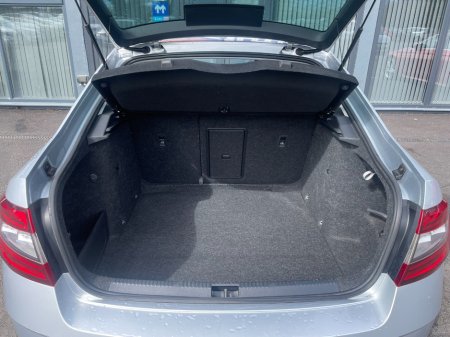 2020 Skoda Octavia - thumbnail 5