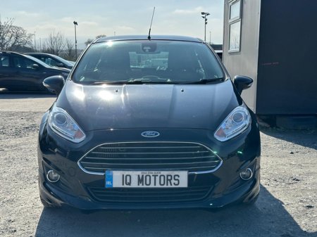 2016 Ford Fiesta - photo 2