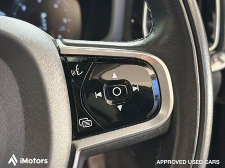 2020 Volvo V60 D4 MOM AT 5DR Auto €26,900 thumbnail