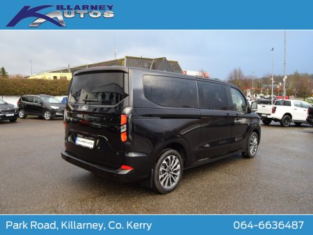 2026 Ford Tourneo Custom 2026 PHEV Tourneo Custom Limited 2.5 Auto thumbnail