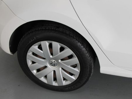 2012 Volkswagen Polo - thumbnail 20