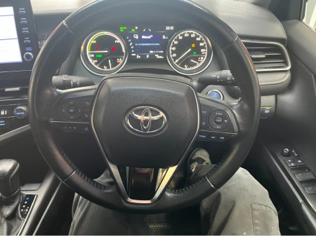 2021 Toyota Camry 2021 TOYOTA CAMRY 2.5L HYBRID / 98K KMS / ADAPTIVE CRUISE CONTROL, REVERSE CAMERA & MORE €28,950 thumbnail