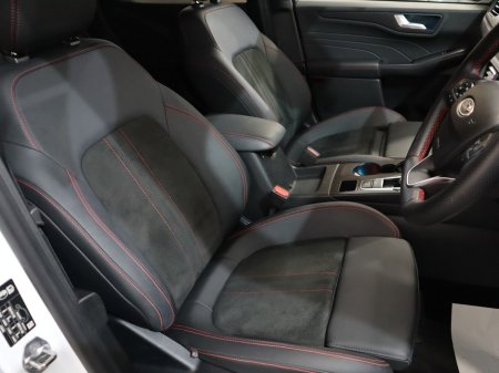 2024 Ford Kuga *117* ST-LINE PHEV CVT X €32,900 thumbnail