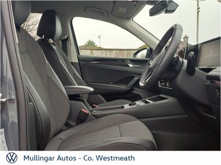 2025 Volkswagen Tiguan - thumbnail 22