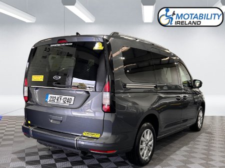 2023 Ford Grand Tourneo Connect Wheelchair Accessible €44,995