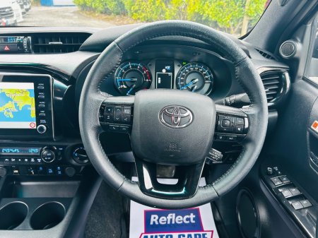 2021 Toyota Hilux - thumbnail 9