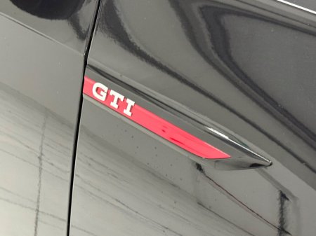 2022 Volkswagen Golf 2.0 TSI 245HP GTI DSG €43,995 thumbnail