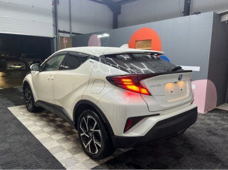 2020 Toyota C-HR €21950 2020 TOYOTA C-HR G 1.8 AUTOMATIC / REVERSE CAMERA / HEATED SEATS / CRUISE CONTROL €21,950 thumbnail