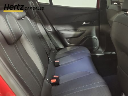 2023 Peugeot 2008 - thumbnail 16