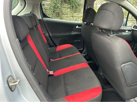 2007 Peugeot 207 - thumbnail 19