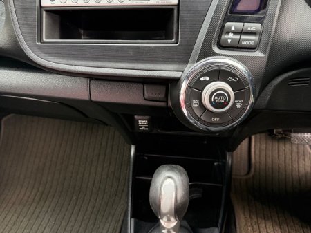 2011 Honda Insight - thumbnail 9