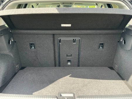 2023 Volkswagen Golf MK 8 STYLE 1.5 AUTO MHEV HIGH SPEC €28,995 thumbnail