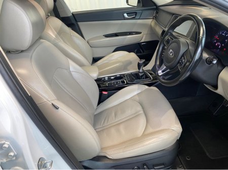 2016 Kia Optima - thumbnail 10