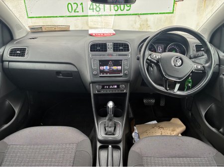 2015 Volkswagen Polo - thumbnail 8