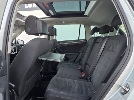 2019 Volkswagen Tiguan - thumbnail 16