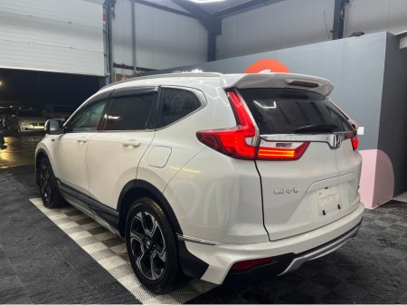 2019 Honda CR-V €27950 2019 HONDA CR-V HYBRID MASTERPIECE 2.0 AUTOMATIC / CRUISE CONTROL / REVERSE CAMERA / ELECTRIC MEMORY & HEATED SEATS / €27,950 thumbnail