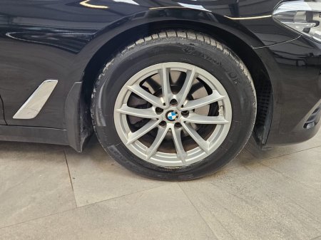 2018 BMW 5 Series - thumbnail 6