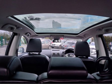 2012 Nissan Qashqai - thumbnail 13