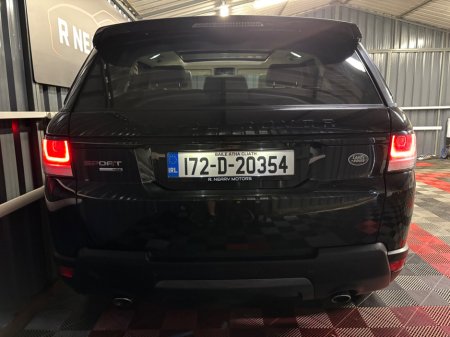 2017 Land Rover Range Rover Sport 3.0 TDV6 HSE €32,950 thumbnail