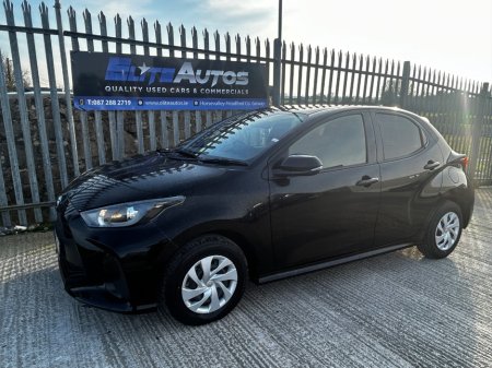 2021 Toyota Yaris - thumbnail 5