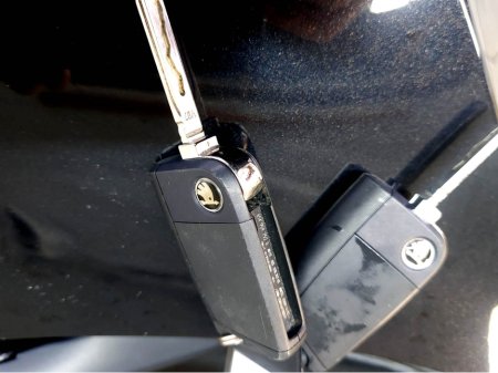 2022 Skoda Fabia 1.0 MPI AMBITION  ONLY 50000 KMS : ONE OWNER : FINANCE ARRANGED €16,950 thumbnail