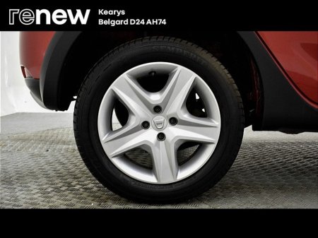 2015 Dacia Sandero 1.2 16V 75 SIGNATURE €8,900 thumbnail