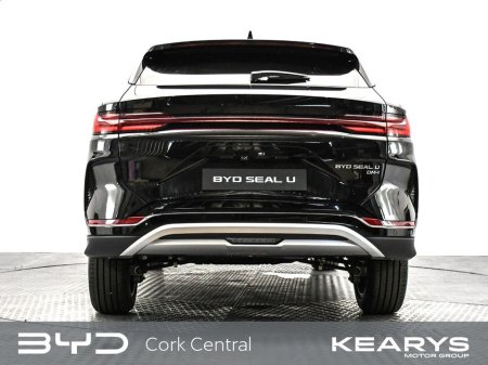2025 BYD Seal U DM-i BOOST FWD "DEMO MODEL" €41,990 thumbnail