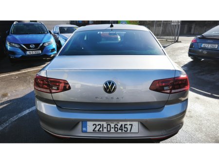 2022 Volkswagen Passat - thumbnail 5