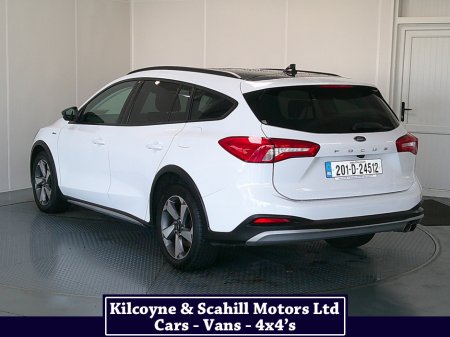 2020 Ford Focus - thumbnail 5