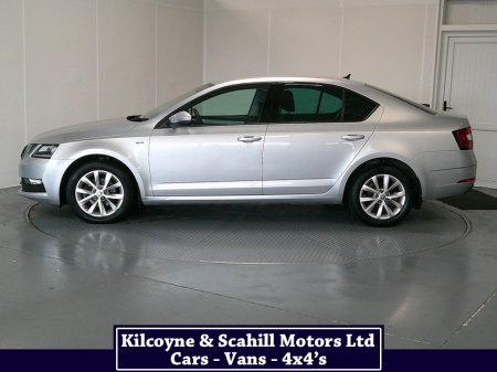 2019 Skoda Octavia - view 4