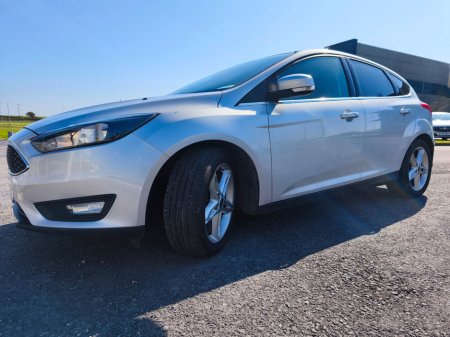 2015 Ford Focus - thumbnail 6