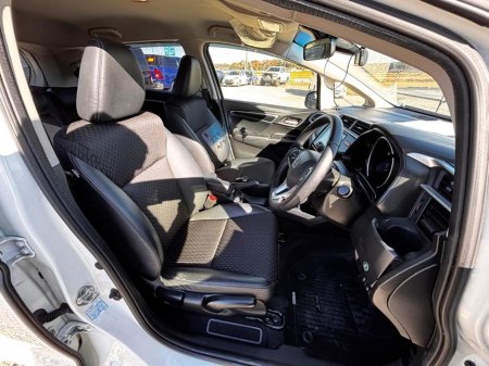 2016 Honda Fit - thumbnail 2