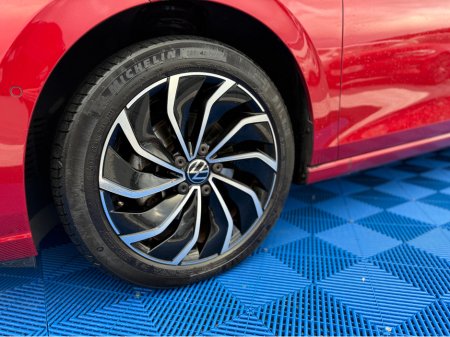 2022 Volkswagen Golf ACTIVE - 2.0L DIESEL - AUTO - 12M WARRANTY - CAR: €27,950 thumbnail