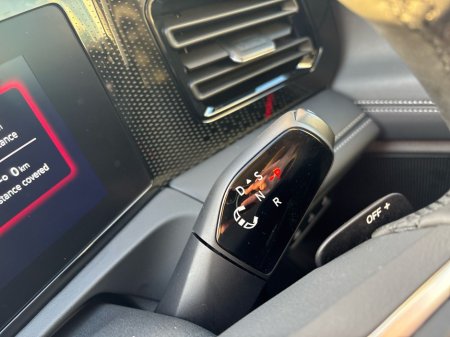 2025 Volkswagen Tiguan TIGUAN LIFE 1.5 PHEV DSG 204HP €49,859 thumbnail